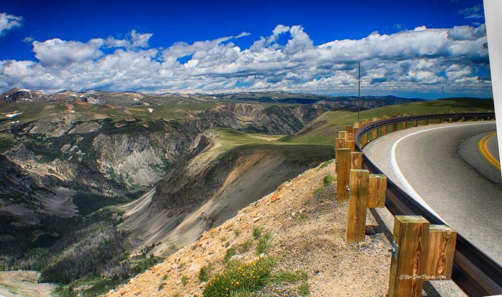. Beartooth Highway (Montana to Wyoming)